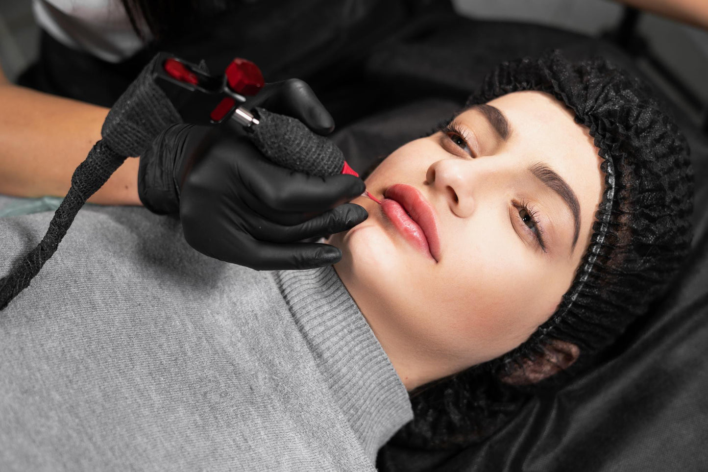 Maquillage semi-permanent lèvres